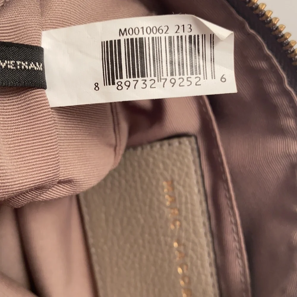 Marc Jacobs Recruit leather crossbody bag in Beige